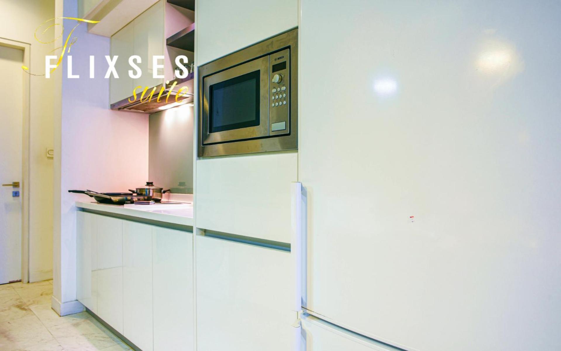 Flixses Suites At Platinum Klcc Куала Лумпур Екстериор снимка